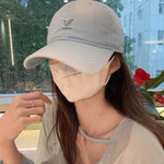 Lv Iconic Cap