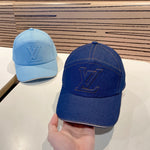 M7061M LV Iconic Cap