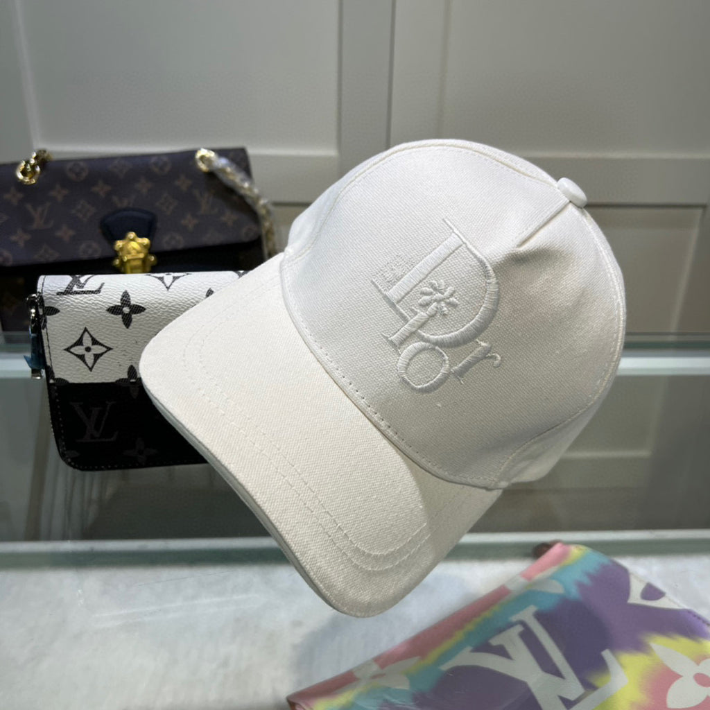 Louis Vuitton Large Monogram Baseball Hat