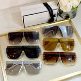 Givenchy GV7165