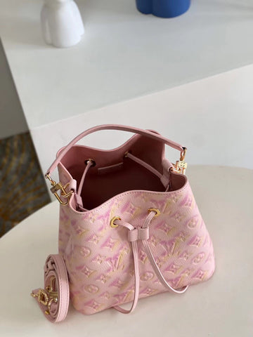 White Louis Vuitton Monogram Empreinte NeoNoe Bucket Bag