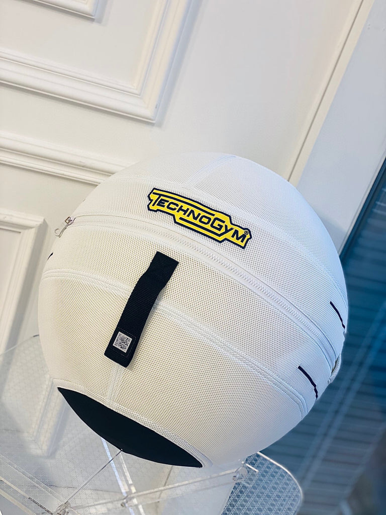 TECHNOGYM BALL FOR DIOR – Kinno Scuba