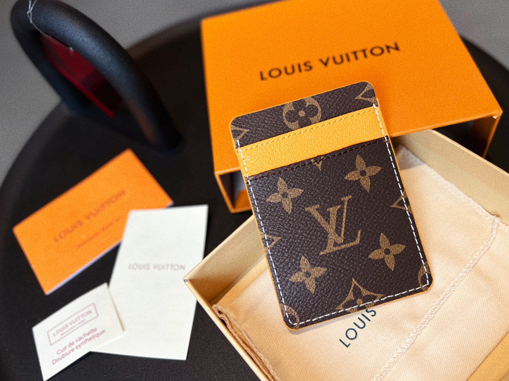 LOUIS VUITTON Minion Card Pack – Kinno Scuba